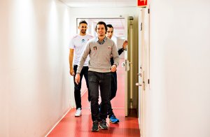 Joacim Heier klar til å presentere Folkets Spiller