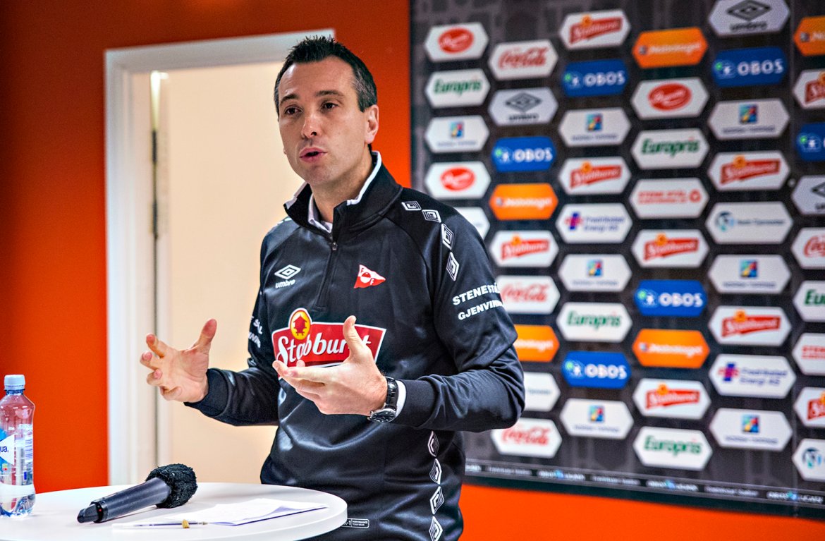 Andrea Loberto presentert som ny hovedtrener i FFK
