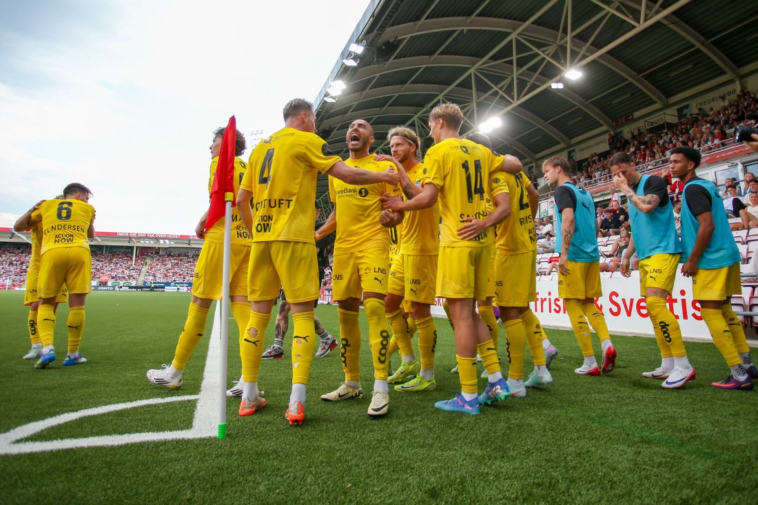 Bodø/Glimts Haitam Aleesami jubler under eliteseriekampen i fotball mellom Fredrikstad og Bodø/Glimt på Fredrikstad Stadion. (Foto: Christoffer Andersen / NTB)