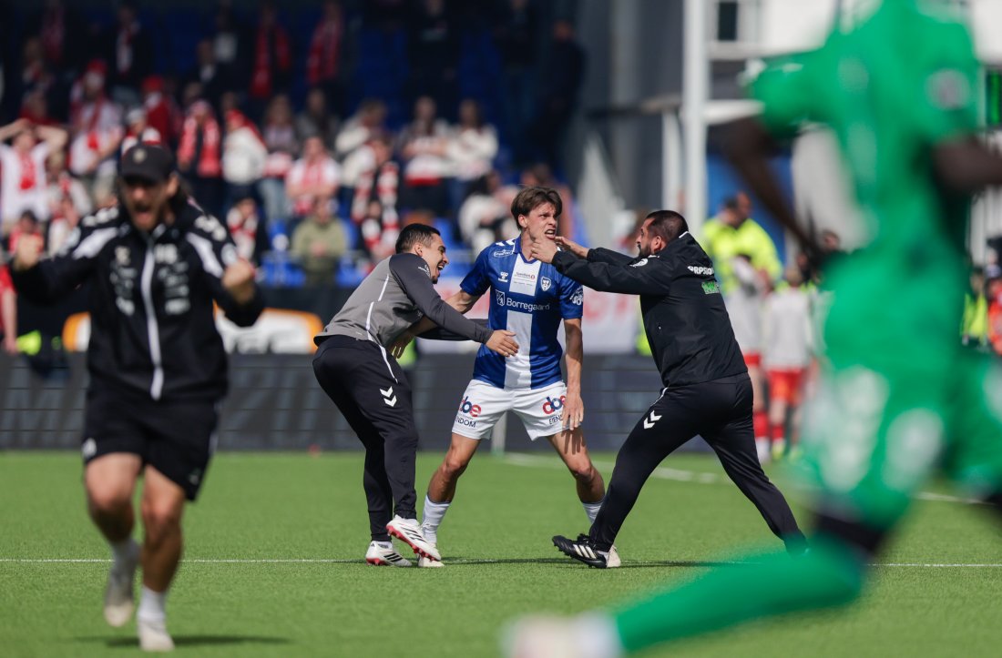 Det var til slutt hjemmelaget som kunne slippe jubelen løs. (Foto: Christoffer Andersen / NTB)