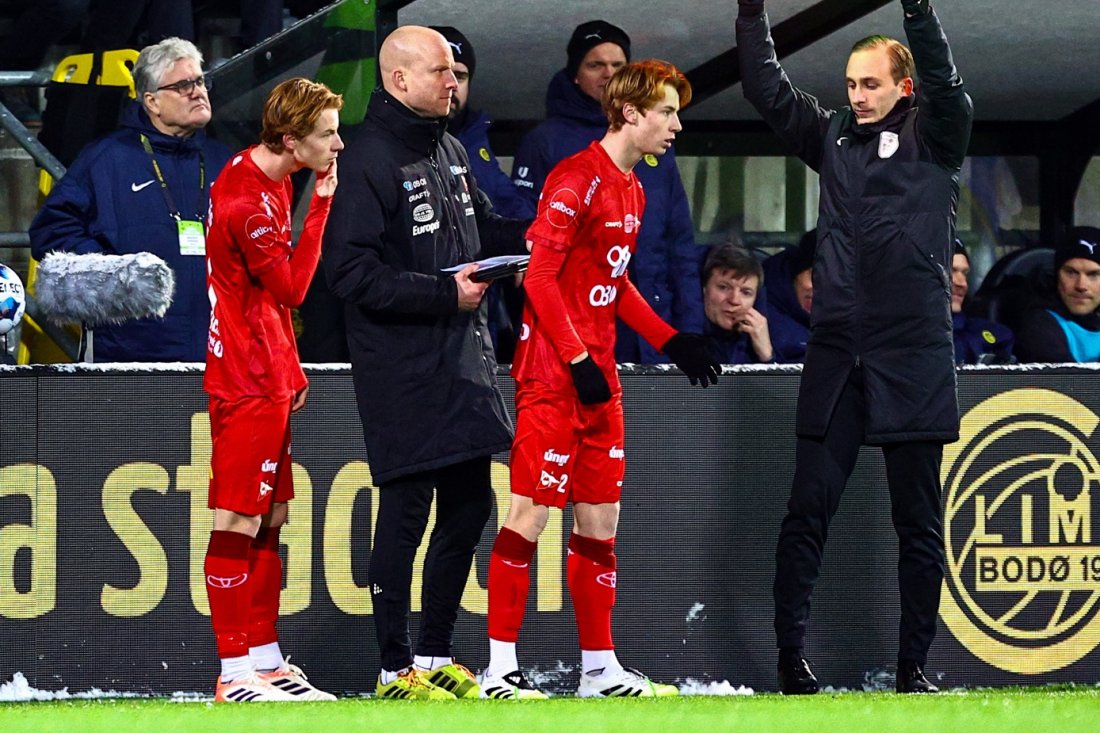 Elias Solberg (t.v) ble byttet inn sammen med sin tvillingbror, Jesper, i siste serierunde mot Bodø/Glimt i fjor. (Foto: NTB)