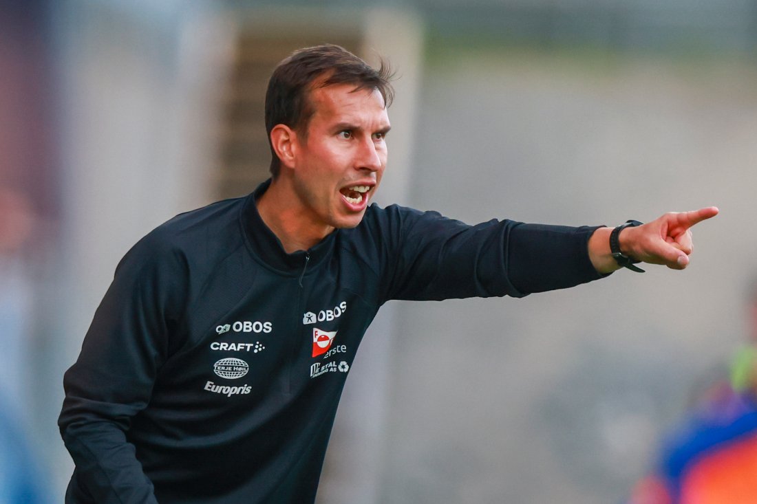 Casper Røjkjær gjorde to endringer på laget før kveldens kamp. (Foto: Trond R. Teigen / NTB)