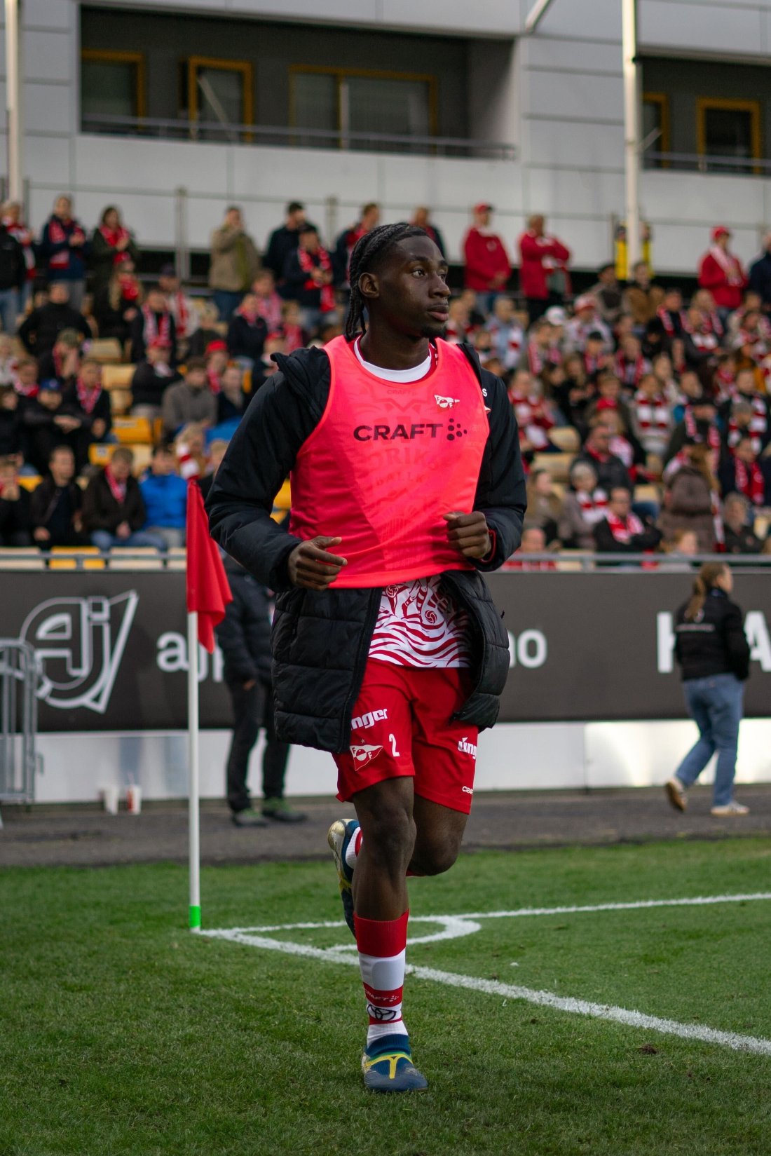 Kennedy Okpaleke har forlenget sin kontrakt ut 2028.