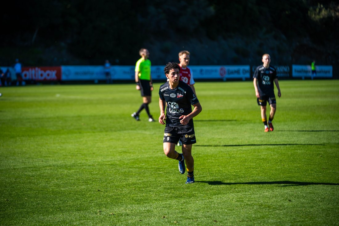 Vi står med fire seiere og to uavgjorte kamper så langt i oppkjøringen.