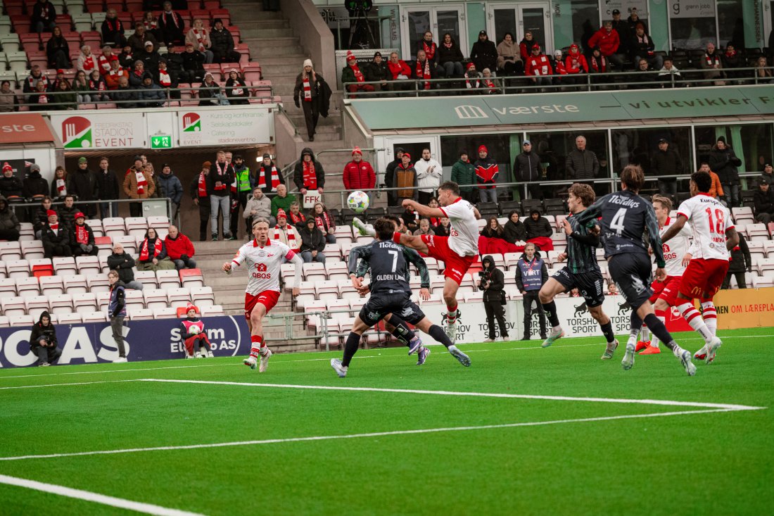 Nuñez var ekstremt nære ved to anledninger i den andre omgangen. (Foto: Qwerty AS)