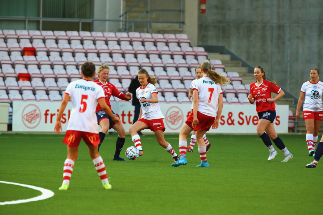Med tanke på at de fleste eliteserieklubber på herresiden allerede har damelag på dette nivået, er det naturlig at en fotballby som Fredrikstad også setter seg som mål å oppnå det samme med sitt damelag. (Foto: Ole Augensen)