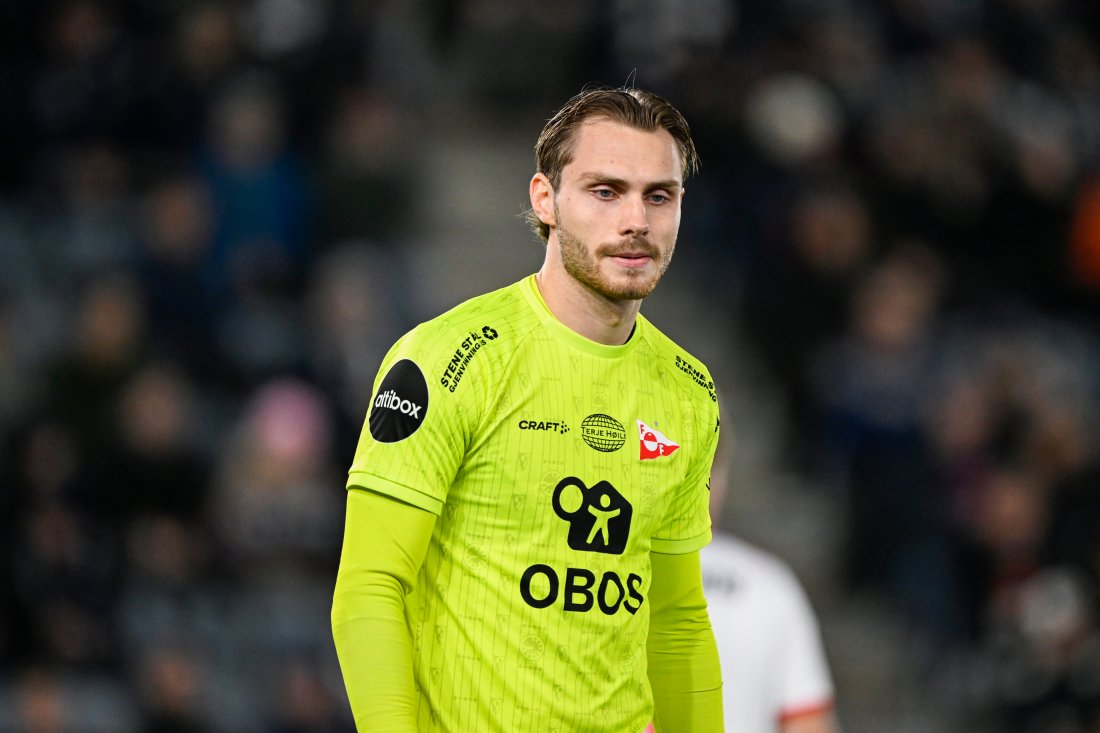 Vi kjempet hardt og tappert, men Viking fant veien til nettmaskene bak Martin Børsheim, og vant kampen 3-2. (Foto: Carina Johansen / NTB)