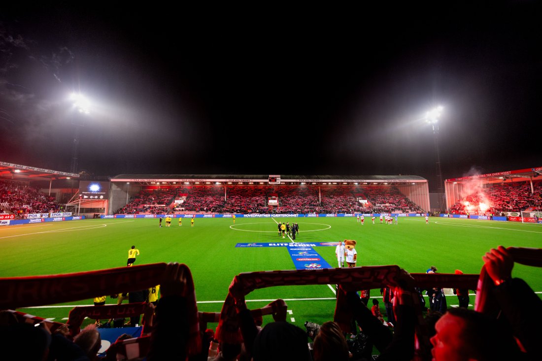 Slik så det ut da vi slo LSK i Eliteserien 2024, samme år som dem rykket ned til OBOS-ligaen. (Foto: Qwerty AS)