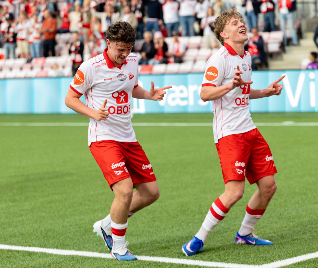 Max Nilsson (t.v) og Oskar Øhlenschlæger starter begge to på Lerkendal. (Foto: Bendik Olrud)