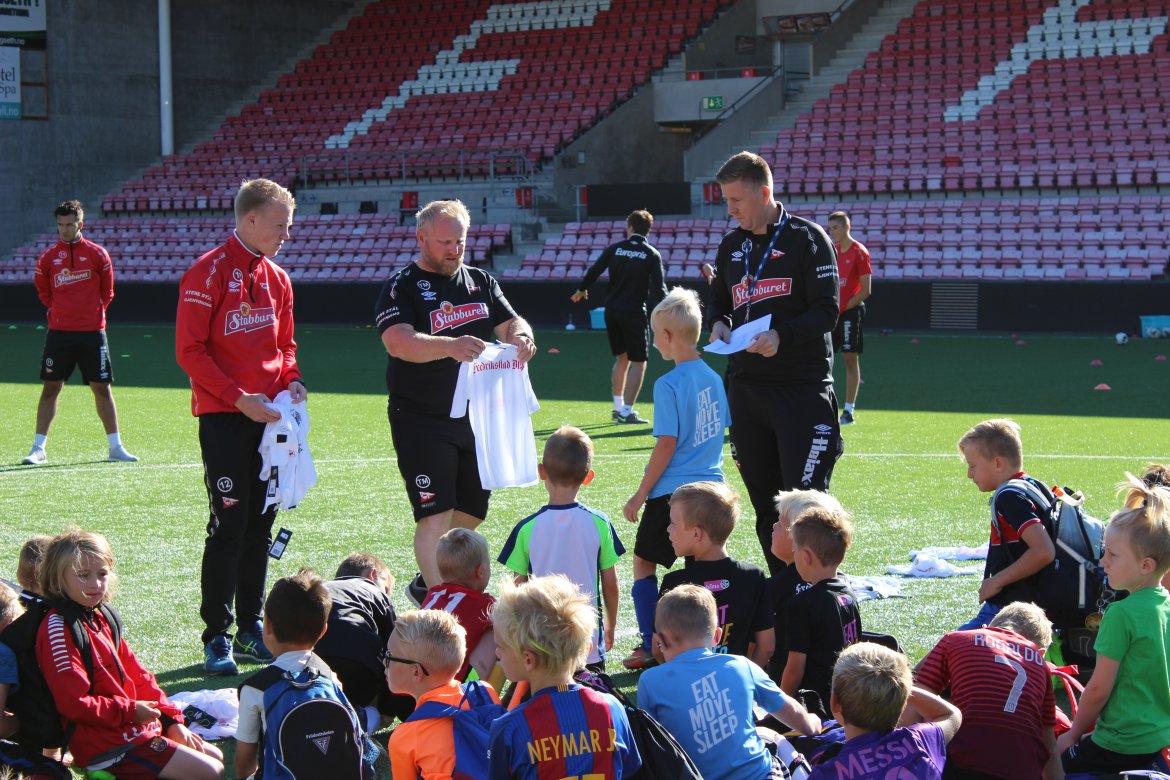 Fotballskole 2017 på Stadion