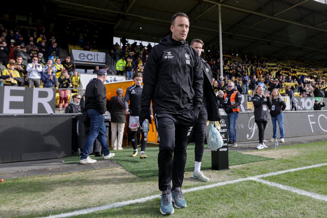 Knut Rønningene var hovedtrener for Odd i fjor. Nå er han Even Sel sin assistent i Sarpsborg 08. (Foto: Amanda Pedersen Giske / NTB)