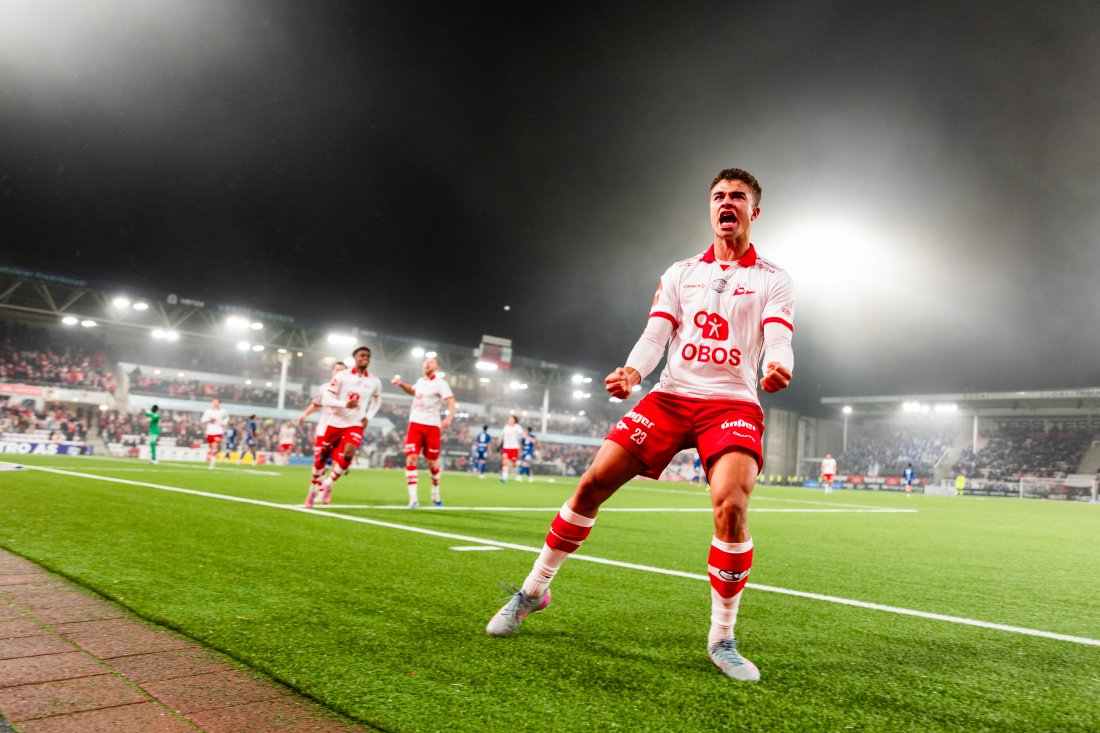 Skogvold var "sånn passe" glad etter sin scoring. (Foto: Qwerty AS)