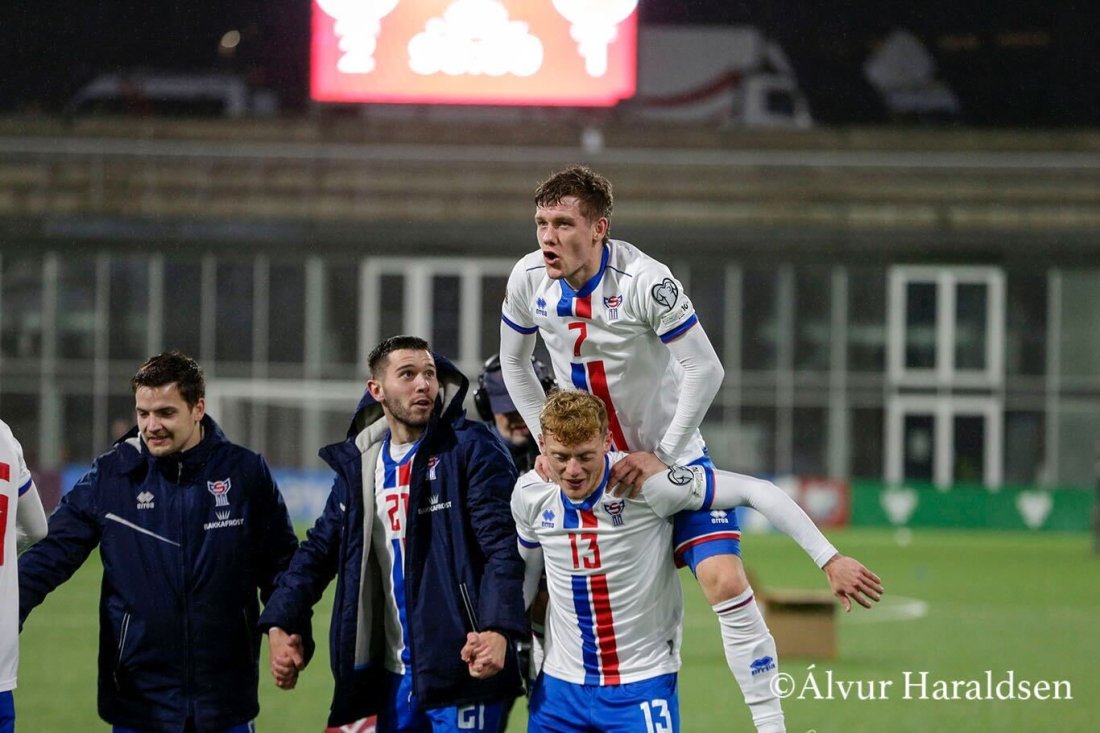 Det ble en historisk samling for Bjartalid og hans landsmenn. (Foto: Alvur Haraldsen)