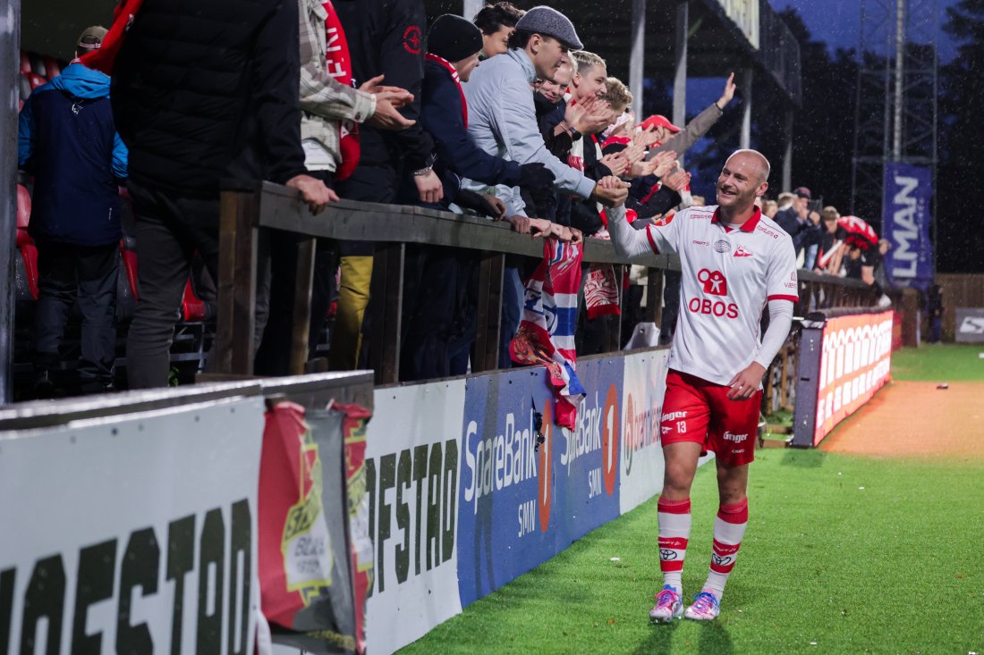 Vi kunne til slutt juble for avansement. (Foto: Jan Langhaug / NTB)